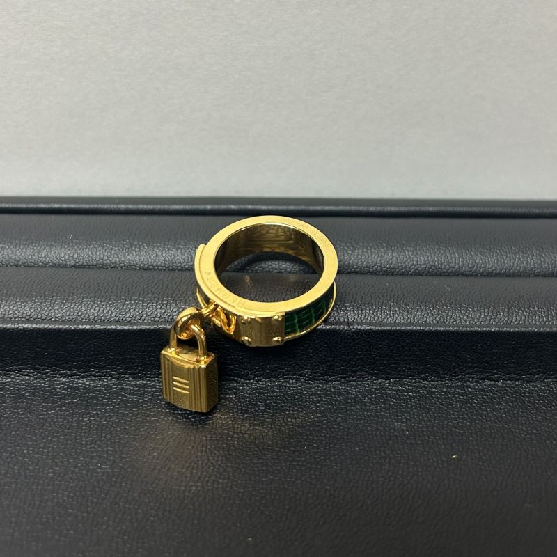 エルメス スカーフリング GP カデナスカーフ