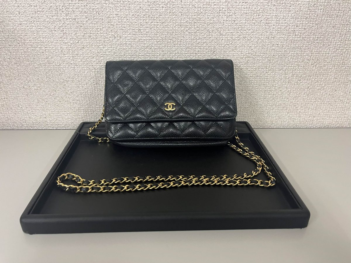 シャネル マトラッセ チェーンウォレット キャビアスキン AP0250