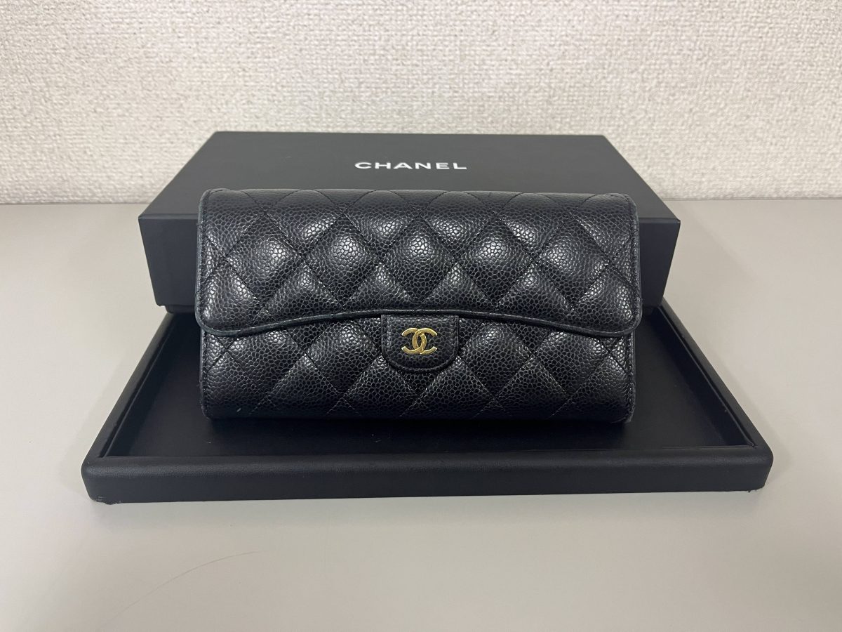 シャネル マトラッセ ロングフラップウォレット AP0241 キャビアスキン