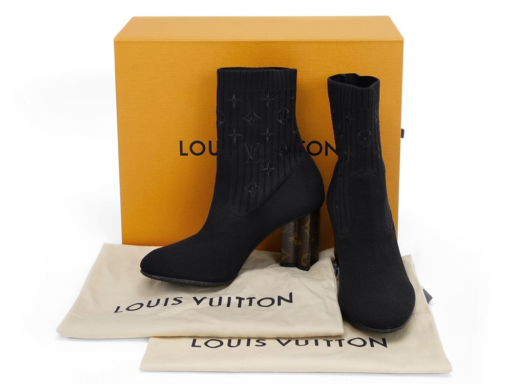 LOUIS VUITTON シルエット・ライン アンクルブーツ 1A855A