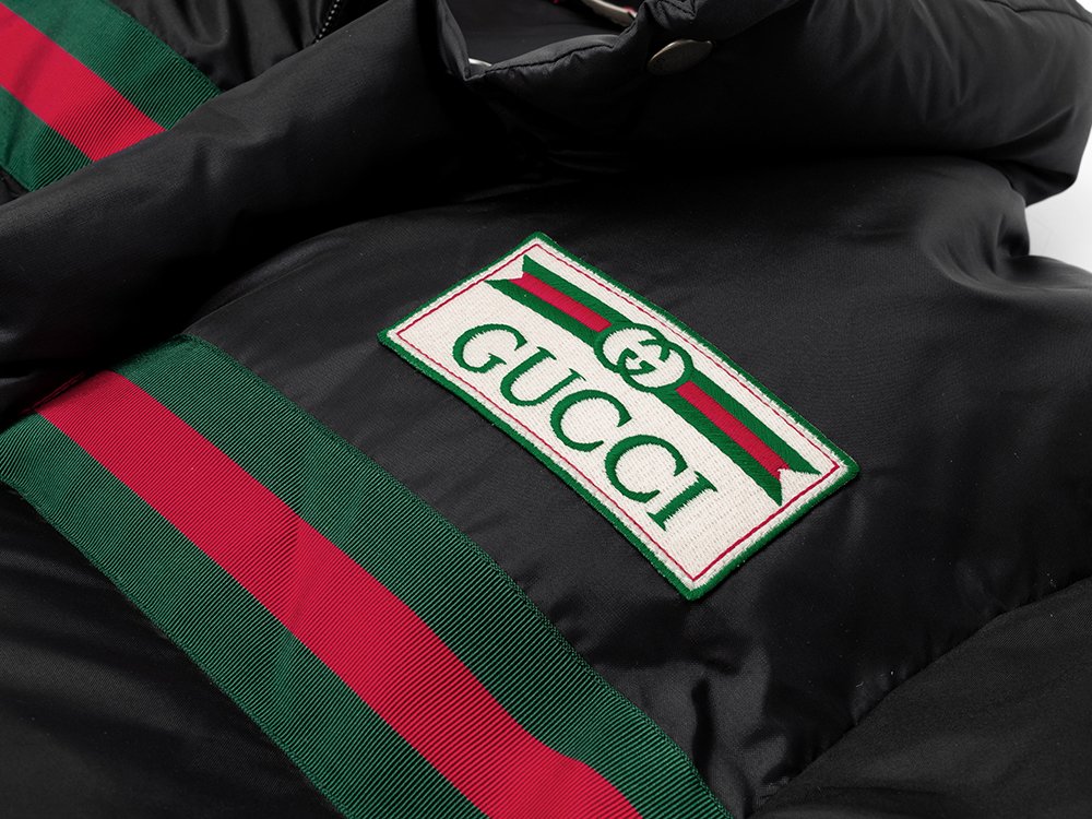 GUCCI ウォーターリペラント ダウンジャケット 666560 Z8AQX メンズ #46 (Sサイズ)