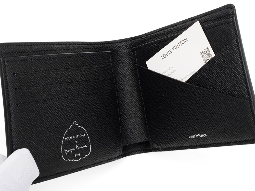 LOUIS VUITTON × 草間彌生 ポルトフォイユ ミュルティプル M81931 二つ折り財布